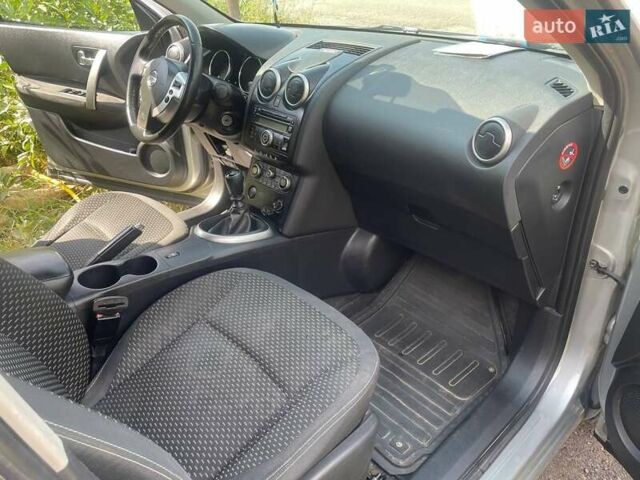 Серый Ниссан Кашкай 2, объемом двигателя 1.46 л и пробегом 207 тыс. км за 8800 $, фото 16 на Automoto.ua