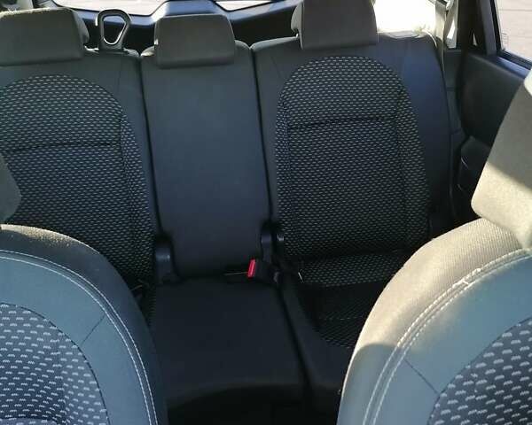 Серый Ниссан Кашкай 2, объемом двигателя 1.46 л и пробегом 287 тыс. км за 8800 $, фото 22 на Automoto.ua