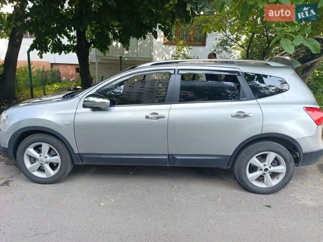 Серый Ниссан Кашкай 2, объемом двигателя 2 л и пробегом 245 тыс. км за 7900 $, фото 2 на Automoto.ua