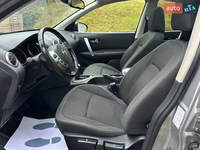 Серый Ниссан Кашкай 2, объемом двигателя 1.6 л и пробегом 107 тыс. км за 8950 $, фото 30 на Automoto.ua