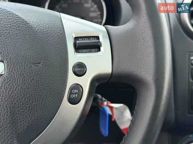 Сірий Ніссан Кашкай 2, об'ємом двигуна 1.6 л та пробігом 205 тис. км за 9777 $, фото 57 на Automoto.ua