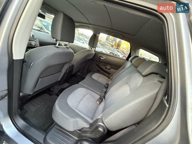 Сірий Ніссан Кашкай 2, об'ємом двигуна 1.6 л та пробігом 205 тис. км за 9999 $, фото 37 на Automoto.ua