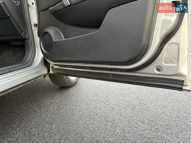 Сірий Ніссан Кашкай 2, об'ємом двигуна 1.6 л та пробігом 205 тис. км за 9777 $, фото 79 на Automoto.ua