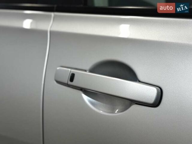 Сірий Ніссан Кашкай 2, об'ємом двигуна 2 л та пробігом 84 тис. км за 12500 $, фото 10 на Automoto.ua