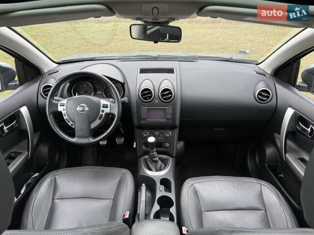 Сірий Ніссан Кашкай 2, об'ємом двигуна 1.5 л та пробігом 200 тис. км за 12100 $, фото 24 на Automoto.ua