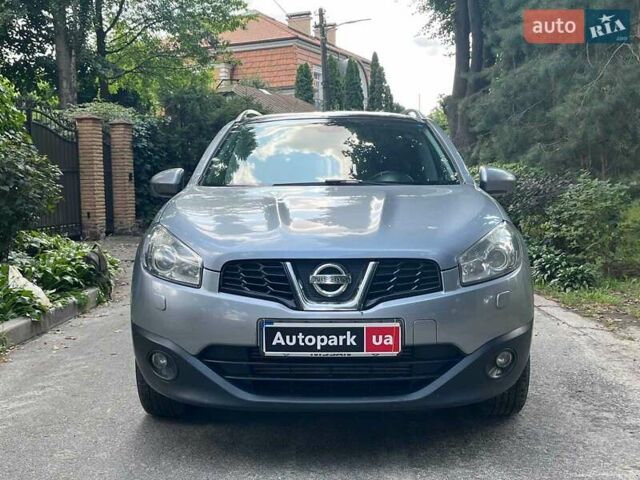 Серый Ниссан Кашкай 2, объемом двигателя 1.5 л и пробегом 252 тыс. км за 10490 $, фото 2 на Automoto.ua