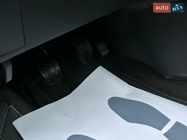 Серый Ниссан Кашкай 2, объемом двигателя 1.6 л и пробегом 107 тыс. км за 8950 $, фото 58 на Automoto.ua