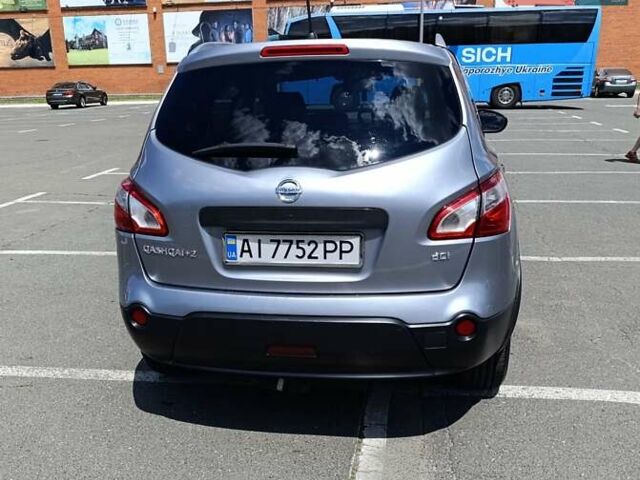 Серый Ниссан Кашкай 2, объемом двигателя 2 л и пробегом 263 тыс. км за 12200 $, фото 8 на Automoto.ua