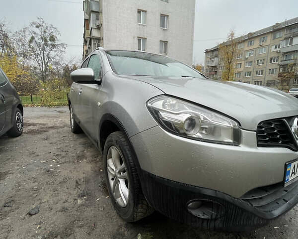 Сірий Ніссан Кашкай 2, об'ємом двигуна 1.5 л та пробігом 224 тис. км за 9700 $, фото 2 на Automoto.ua