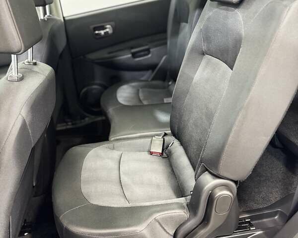 Сірий Ніссан Кашкай 2, об'ємом двигуна 2 л та пробігом 84 тис. км за 12500 $, фото 84 на Automoto.ua