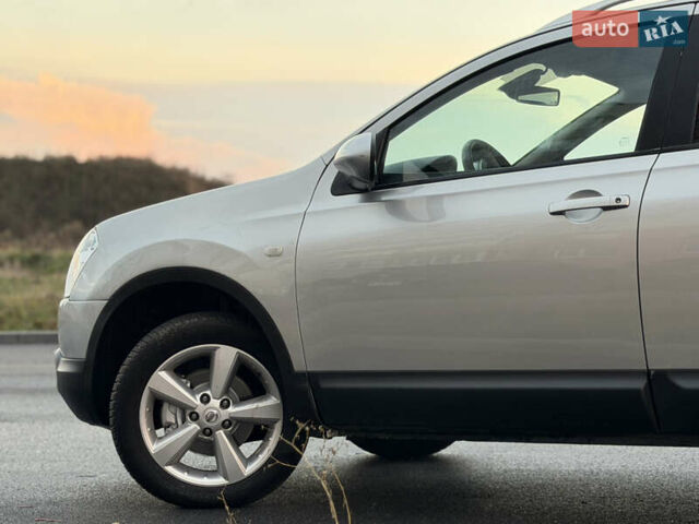 Сірий Ніссан Кашкай 2, об'ємом двигуна 1.6 л та пробігом 205 тис. км за 9777 $, фото 18 на Automoto.ua