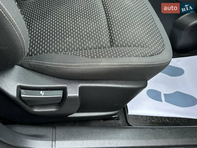 Серый Ниссан Кашкай 2, объемом двигателя 1.6 л и пробегом 107 тыс. км за 8950 $, фото 69 на Automoto.ua