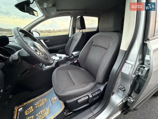 Сірий Ніссан Кашкай 2, об'ємом двигуна 1.6 л та пробігом 205 тис. км за 9777 $, фото 33 на Automoto.ua