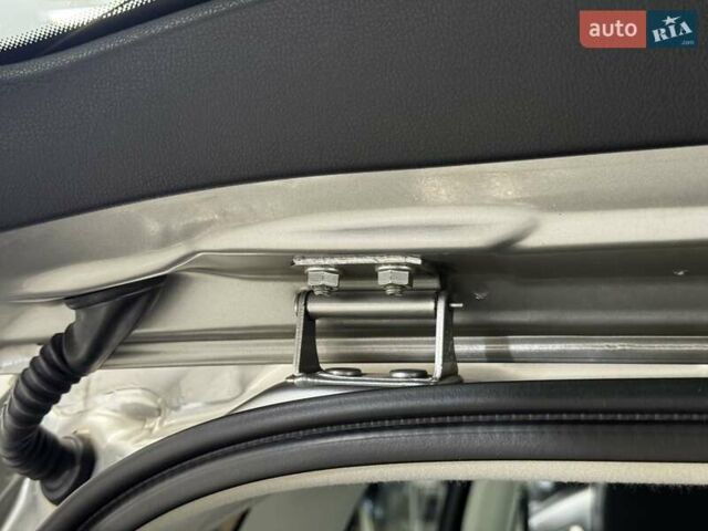 Сірий Ніссан Кашкай 2, об'ємом двигуна 2 л та пробігом 84 тис. км за 12500 $, фото 68 на Automoto.ua