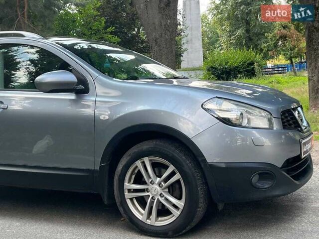 Серый Ниссан Кашкай 2, объемом двигателя 1.5 л и пробегом 252 тыс. км за 10490 $, фото 12 на Automoto.ua
