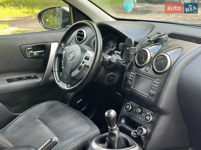Серый Ниссан Кашкай 2, объемом двигателя 1.5 л и пробегом 252 тыс. км за 10490 $, фото 18 на Automoto.ua