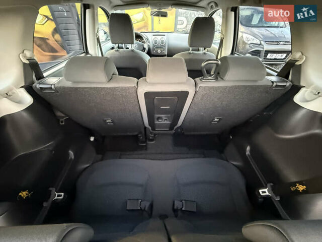 Сірий Ніссан Кашкай 2, об'ємом двигуна 1.6 л та пробігом 205 тис. км за 9999 $, фото 35 на Automoto.ua