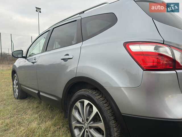 Сірий Ніссан Кашкай 2, об'ємом двигуна 1.5 л та пробігом 200 тис. км за 12100 $, фото 38 на Automoto.ua