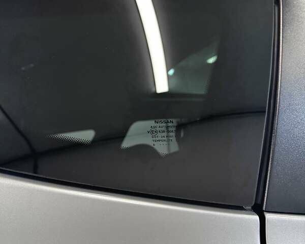 Сірий Ніссан Кашкай 2, об'ємом двигуна 2 л та пробігом 84 тис. км за 12500 $, фото 46 на Automoto.ua