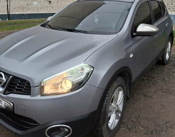Серый Ниссан Кашкай 2, объемом двигателя 1.6 л и пробегом 257 тыс. км за 10400 $, фото 58 на Automoto.ua
