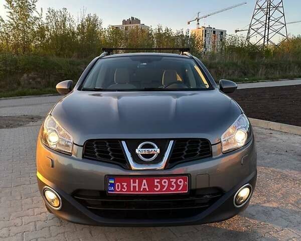 Серый Ниссан Кашкай 2, объемом двигателя 1.6 л и пробегом 177 тыс. км за 9300 $, фото 5 на Automoto.ua