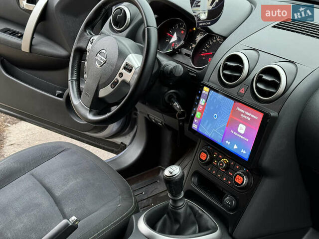 Сірий Ніссан Кашкай 2, об'ємом двигуна 2 л та пробігом 236 тис. км за 9350 $, фото 34 на Automoto.ua