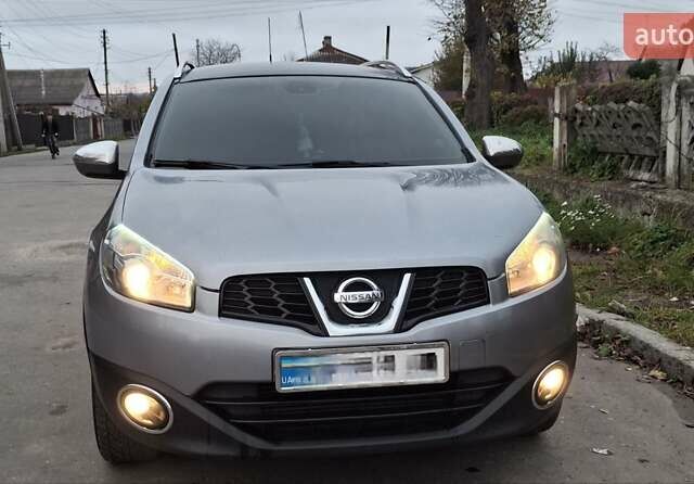 Серый Ниссан Кашкай 2, объемом двигателя 1.6 л и пробегом 257 тыс. км за 10400 $, фото 45 на Automoto.ua