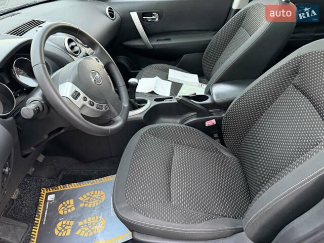 Сірий Ніссан Кашкай 2, об'ємом двигуна 1.6 л та пробігом 205 тис. км за 9777 $, фото 67 на Automoto.ua