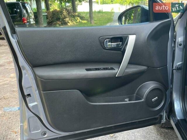 Серый Ниссан Кашкай 2, объемом двигателя 1.5 л и пробегом 252 тыс. км за 10490 $, фото 24 на Automoto.ua