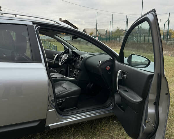 Сірий Ніссан Кашкай 2, об'ємом двигуна 1.5 л та пробігом 200 тис. км за 12100 $, фото 11 на Automoto.ua