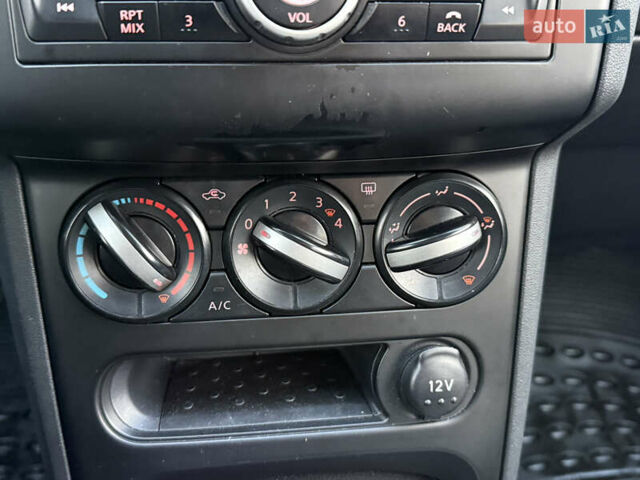 Сірий Ніссан Кашкай 2, об'ємом двигуна 1.6 л та пробігом 205 тис. км за 9999 $, фото 45 на Automoto.ua