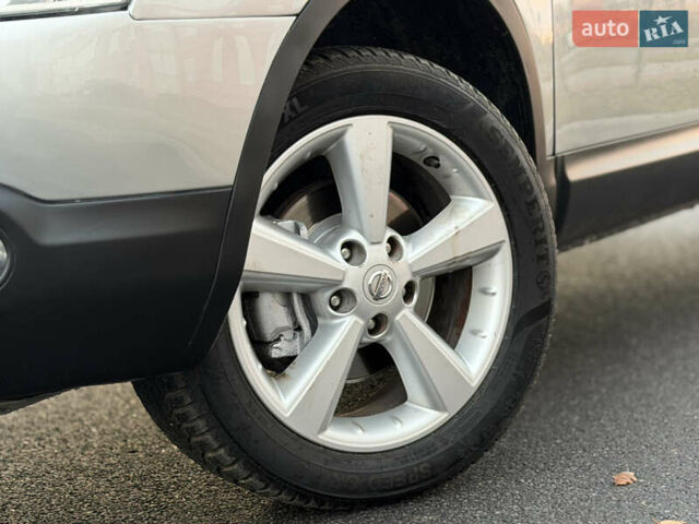 Сірий Ніссан Кашкай 2, об'ємом двигуна 1.6 л та пробігом 205 тис. км за 9777 $, фото 92 на Automoto.ua