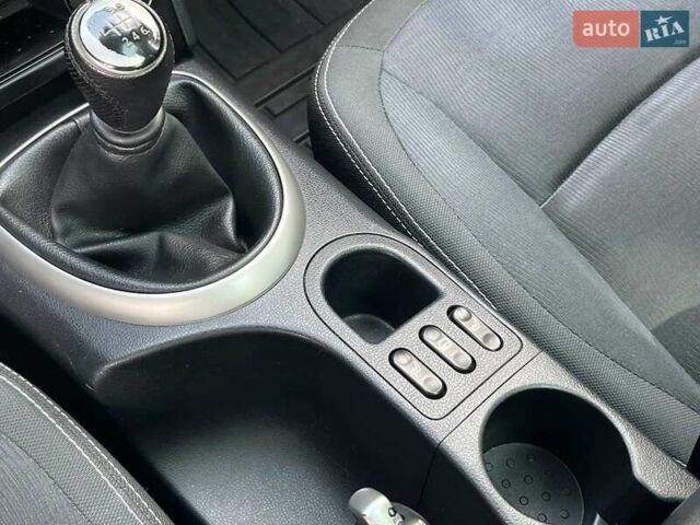 Серый Ниссан Кашкай 2, объемом двигателя 1.5 л и пробегом 252 тыс. км за 10490 $, фото 28 на Automoto.ua