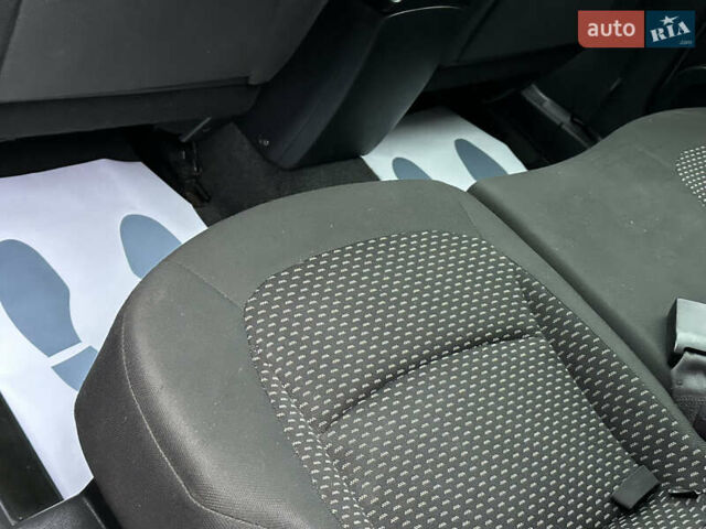 Серый Ниссан Кашкай 2, объемом двигателя 1.6 л и пробегом 107 тыс. км за 8950 $, фото 45 на Automoto.ua