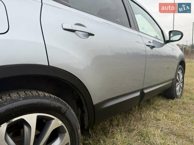 Сірий Ніссан Кашкай 2, об'ємом двигуна 1.5 л та пробігом 200 тис. км за 12100 $, фото 39 на Automoto.ua