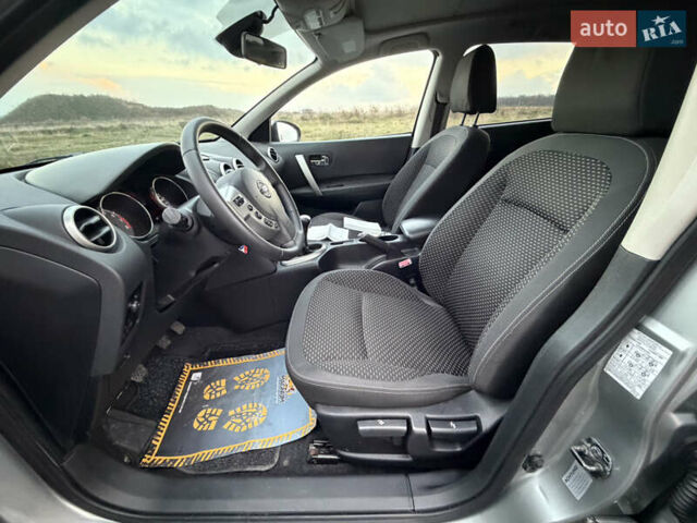 Сірий Ніссан Кашкай 2, об'ємом двигуна 1.6 л та пробігом 205 тис. км за 9777 $, фото 49 на Automoto.ua