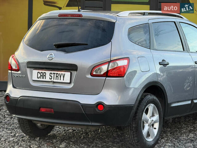 Сірий Ніссан Кашкай 2, об'ємом двигуна 1.6 л та пробігом 205 тис. км за 9999 $, фото 19 на Automoto.ua