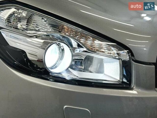 Сірий Ніссан Кашкай 2, об'ємом двигуна 2 л та пробігом 84 тис. км за 12500 $, фото 7 на Automoto.ua