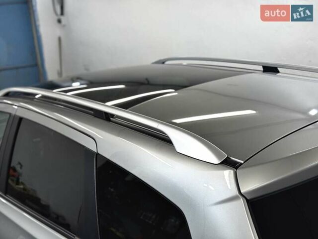 Сірий Ніссан Кашкай 2, об'ємом двигуна 2 л та пробігом 84 тис. км за 12500 $, фото 29 на Automoto.ua