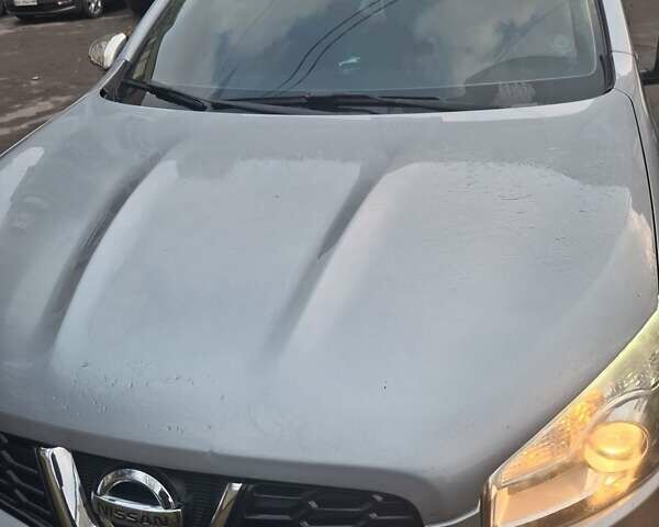 Серый Ниссан Кашкай 2, объемом двигателя 1.6 л и пробегом 257 тыс. км за 10400 $, фото 25 на Automoto.ua