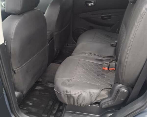 Серый Ниссан Кашкай 2, объемом двигателя 2 л и пробегом 243 тыс. км за 9700 $, фото 5 на Automoto.ua