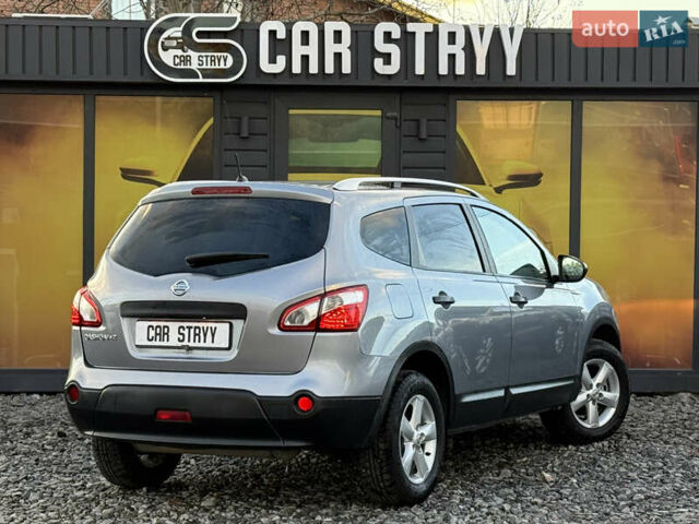 Сірий Ніссан Кашкай 2, об'ємом двигуна 1.6 л та пробігом 205 тис. км за 9999 $, фото 3 на Automoto.ua