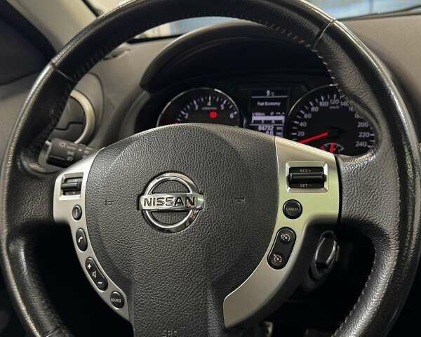 Сірий Ніссан Кашкай 2, об'ємом двигуна 2 л та пробігом 84 тис. км за 12500 $, фото 99 на Automoto.ua