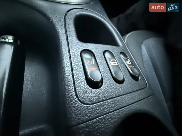 Серый Ниссан Кашкай 2, объемом двигателя 1.5 л и пробегом 210 тыс. км за 10500 $, фото 26 на Automoto.ua