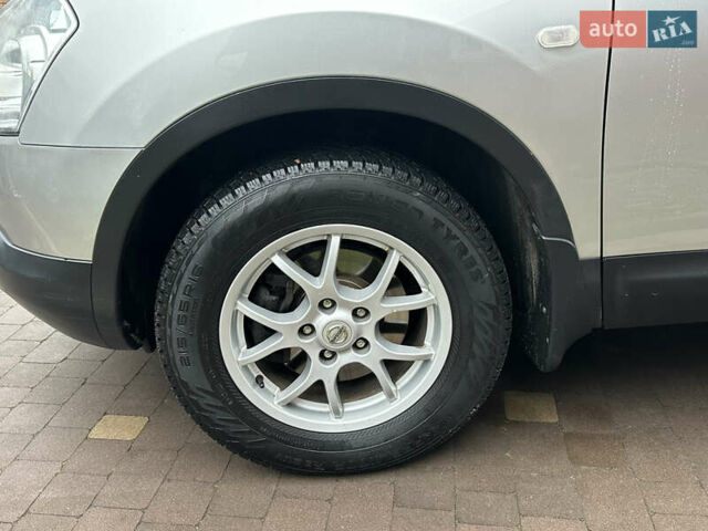 Серый Ниссан Кашкай 2, объемом двигателя 1.6 л и пробегом 107 тыс. км за 8950 $, фото 56 на Automoto.ua