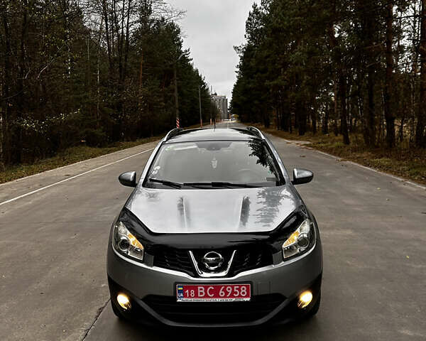 Серый Ниссан Кашкай 2, объемом двигателя 1.5 л и пробегом 197 тыс. км за 10700 $, фото 27 на Automoto.ua