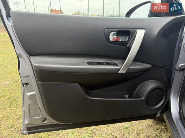 Сірий Ніссан Кашкай 2, об'ємом двигуна 1.5 л та пробігом 200 тис. км за 12100 $, фото 29 на Automoto.ua