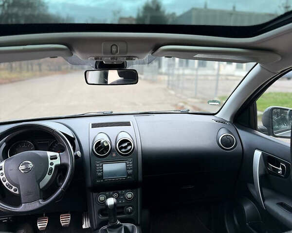 Сірий Ніссан Кашкай 2, об'ємом двигуна 1.6 л та пробігом 165 тис. км за 10300 $, фото 20 на Automoto.ua