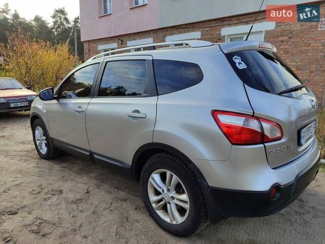 Серый Ниссан Кашкай 2, объемом двигателя 2 л и пробегом 186 тыс. км за 10750 $, фото 4 на Automoto.ua
