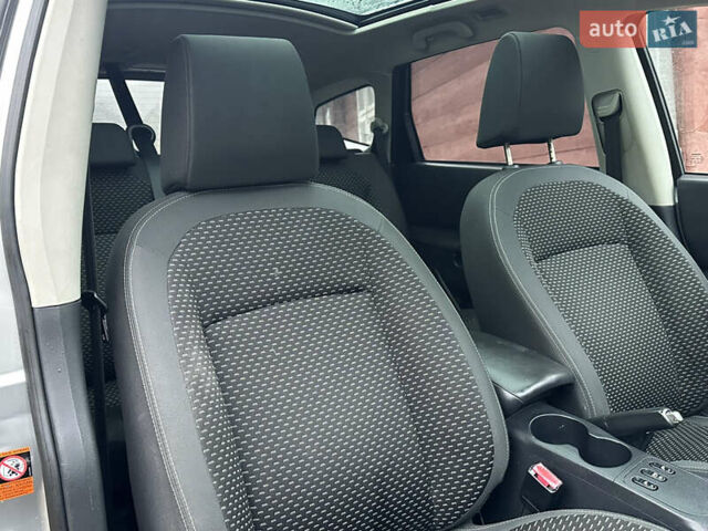 Серый Ниссан Кашкай 2, объемом двигателя 1.6 л и пробегом 107 тыс. км за 8950 $, фото 65 на Automoto.ua